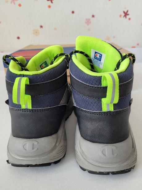 Kotníkové topánky, champion,35