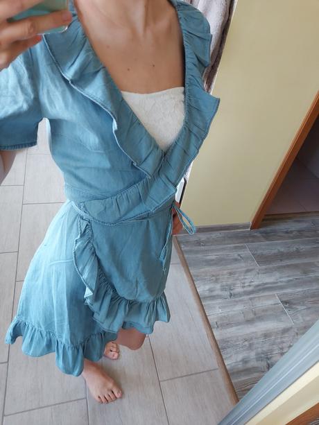 Volánové riflové šaty, s