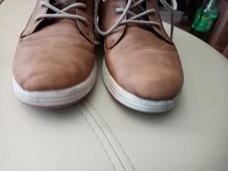 Ponúkam chlapčenské vysoké topánky, 34