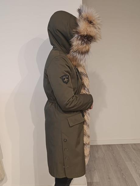 Kabát luxusný, s