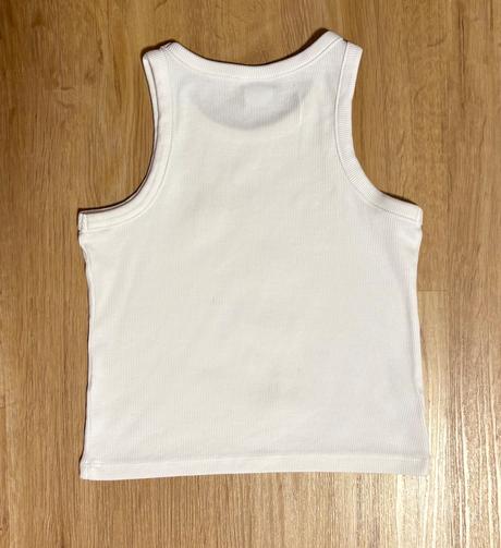 Žebrovaný nátělník- crop-top, lindex,134