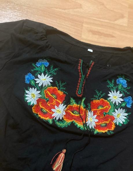 Tricko s tradičným vzorom, xs