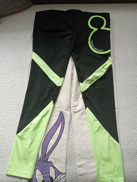 Predám tepláky+legíny, 152