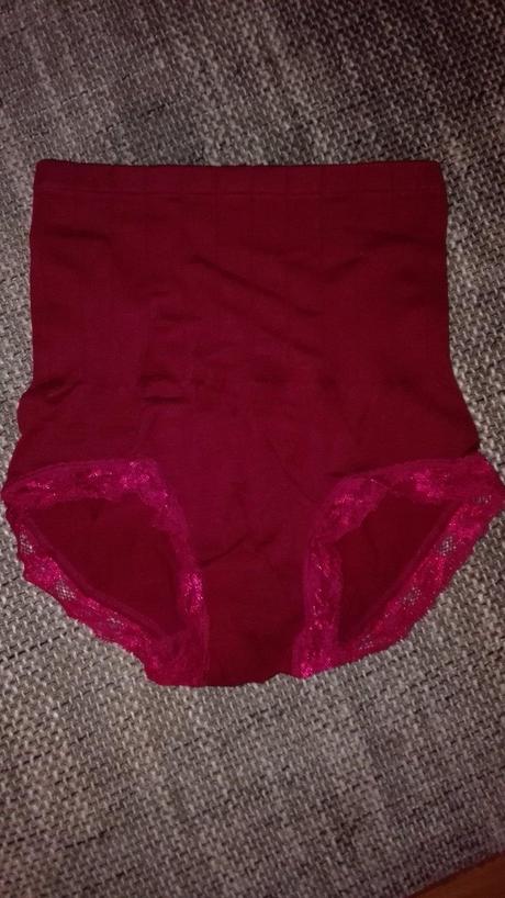 Stahujuce nohavicky, m / s