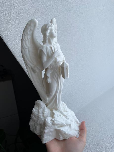 Postava anjel - soška, 