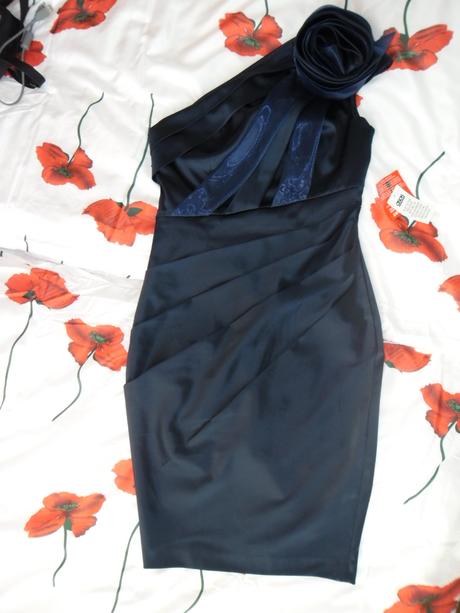 Spočenské šaty zn. asos veľ. 38, m