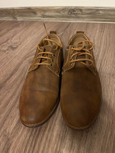 Spoločenské topánky, 38