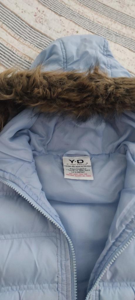 Dievčenská vesta, 128