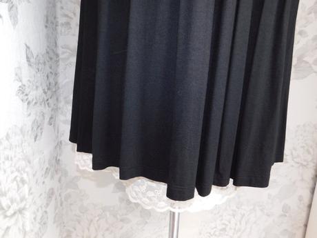 Pekne upletove šaty, 44