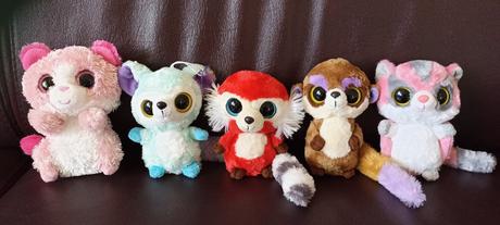 Hebunké zvieratká s veľkými očkami,