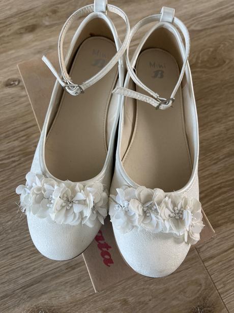 Poltopánky slávnostné, baťa,37