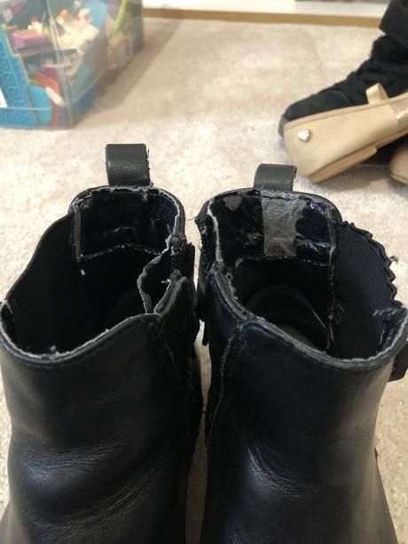 Kožene kotnikove čižmy, baťa,36