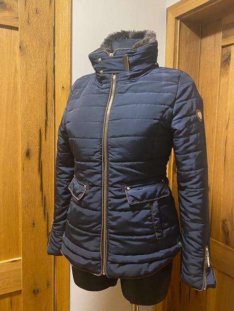 Stradivarius - bunda / vetrovka s kapucňou, stradivarius,s