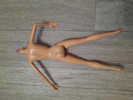 Telá pre barbie bábiky, 