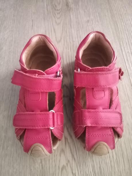 Celokožené sandále, protetika,25