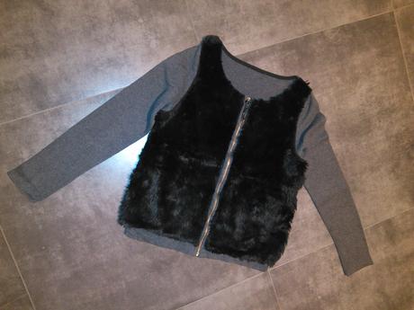 Sveter s vreckami a kožušinou, h&m,s