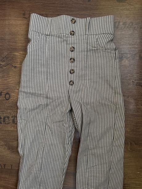 Elastické kárované nohavice cropp s vyšším pásom, 32