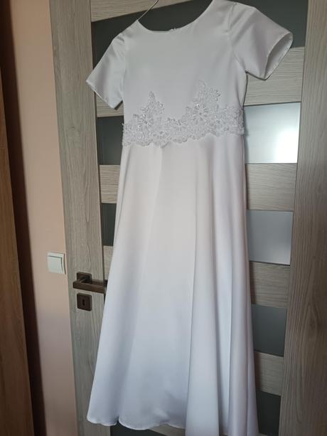 Šaty na prijímanie, 146