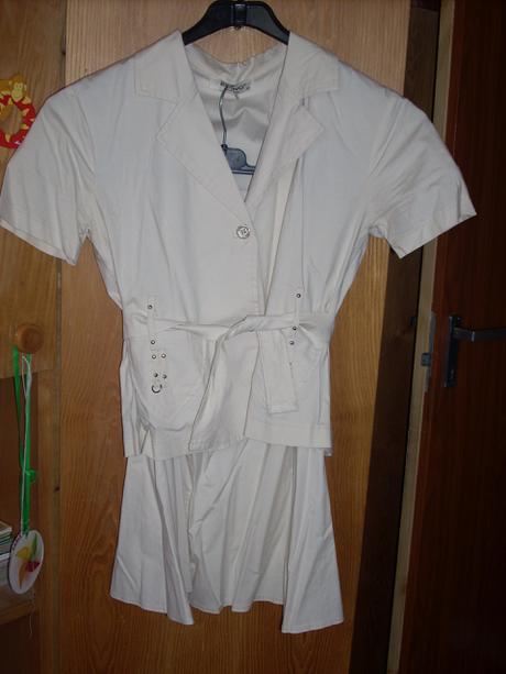 Sukňový kostým, 40