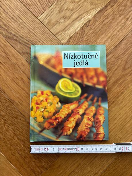 Kniha nizkotučne jedlá, 
