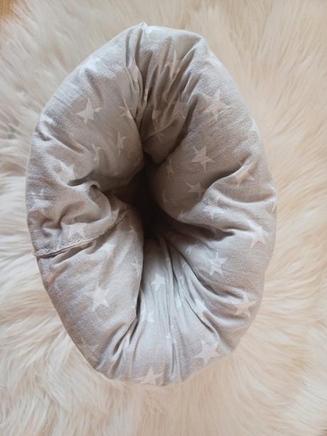 Vankúš na dojčenie na ruku, 