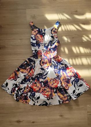 Elegantné spoločenské dámske šaty zn.mohito veľ.34, mohito,34