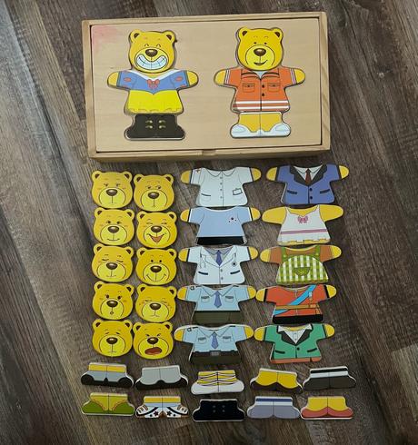 Drevená skladačka mackovia, 