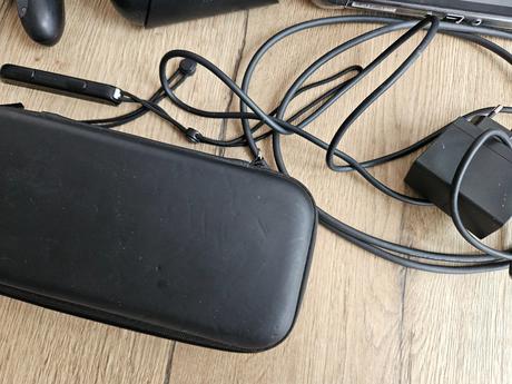 Nintendo switch + prislusentvo, 