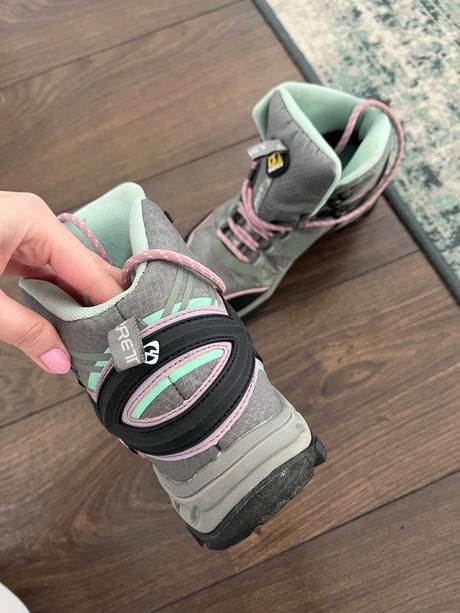 Turistické topánky, 37