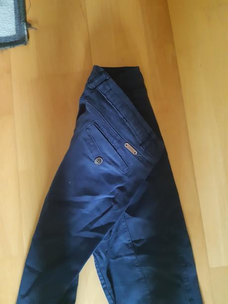 Nohavice bershka, bhs,36