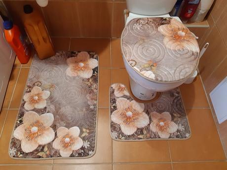 Kúpeľňové koberčeky 3set,