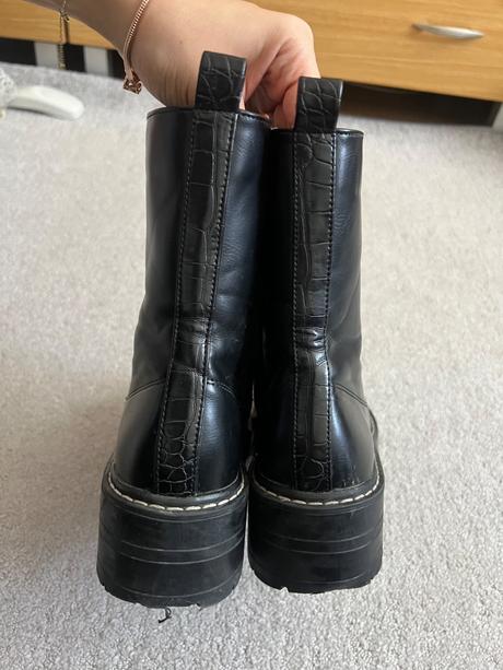 Čižmy, stradivarius,38