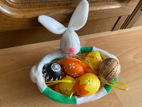 Veľkonočný košík na sladkosti,