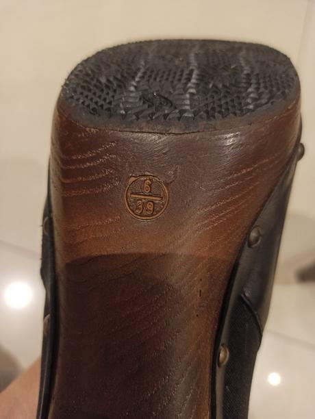 Členkové kožené čižmičky, 39