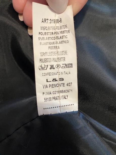 Luxusný kostým veľ.s/m, 38