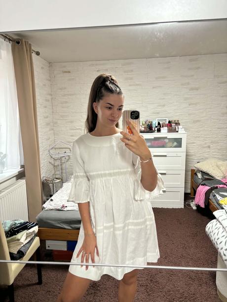Zahoni krásne šaty nové nenosené veľkosť s/m, s