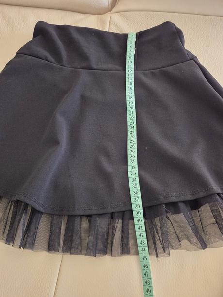 Čierna sukňa 152, 152