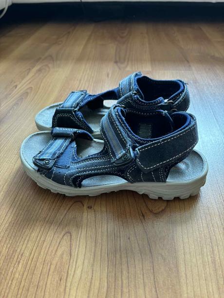 Sandale, baťa,34