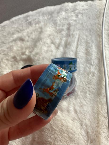 Vianocne lepiace pasky,