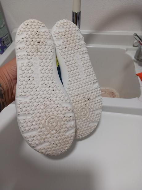 Detska pruzna obuv do vody, decathlon,36