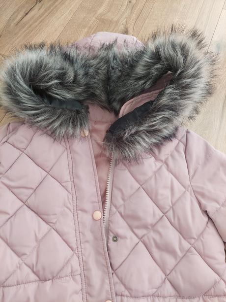 Krásna bundička, 158