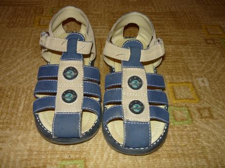 Sandálky, 27