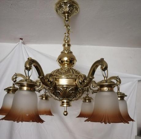 Starožitný luster, 