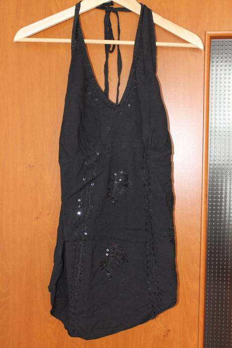 Top s viazaním okolo krku s flitrami, kenvelo,m