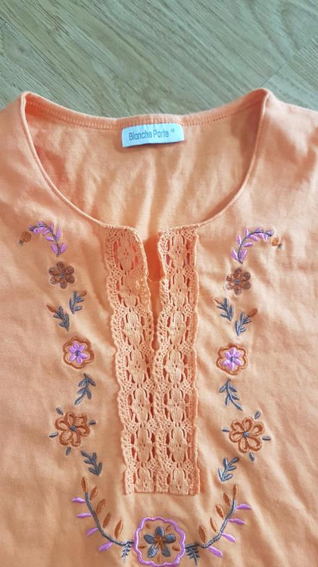 Tričko s výšivkou v. 40, 40