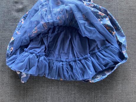 Spoločenské šaty yampy, 104