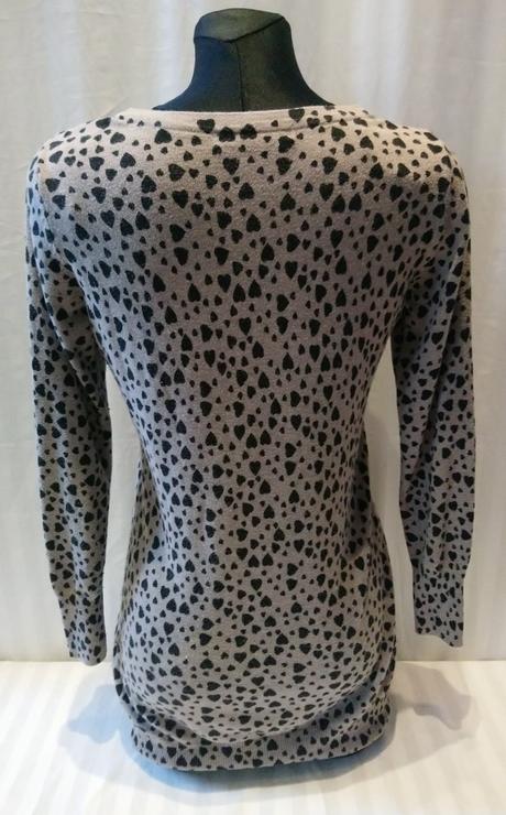 Dámsky predĺžený pulóvrikový sivý top so srdiečkam, marks & spencer,xs