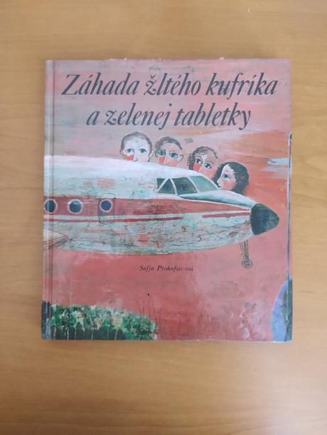 Záhada žltého kufríka a zelenej tabletky (1980), 