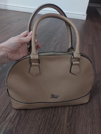 Kabelka guess, guess