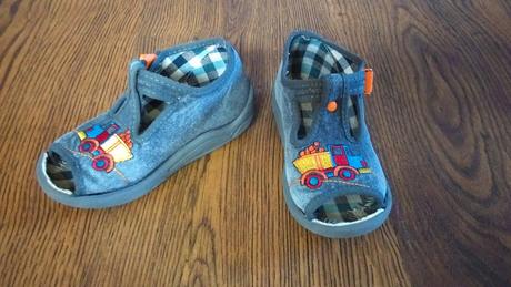 Plátené papučky s autíčkom, befado,24